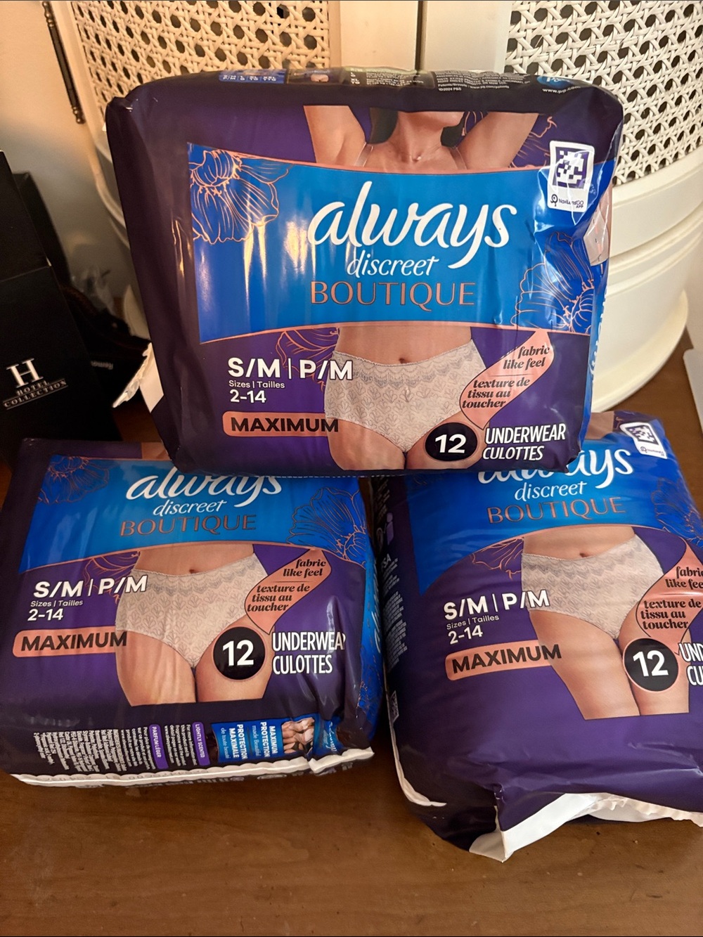 Always Discreet Boutique Underwear Maximum Absorb small medium